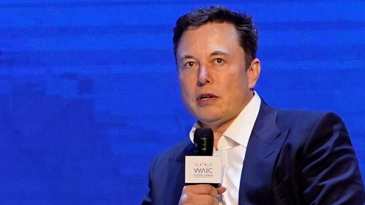 NASA Selects Elon Musk's SpaceX for 2022 Psyche Asteroid Mission